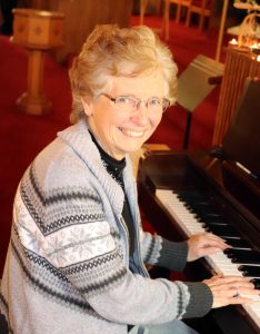 Linda Oehler, Organist